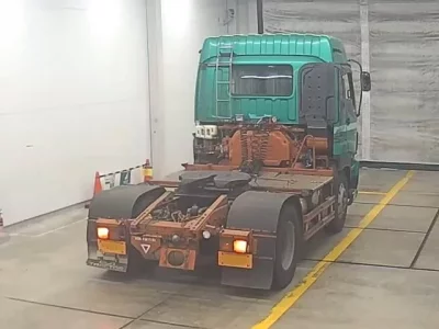 Isuzu TRUCK