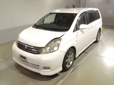 Toyota ISIS