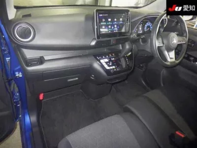 Mitsubishi EK X