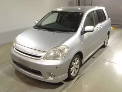 Toyota RAUM
