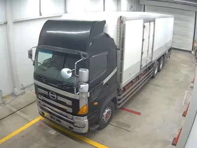 Hino TRUCK