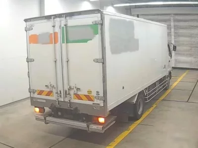 Mitsubishi FUSO FIGHTER