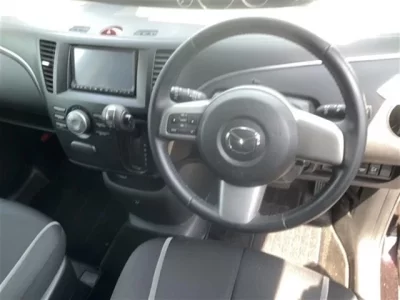 Mazda BIANTE
