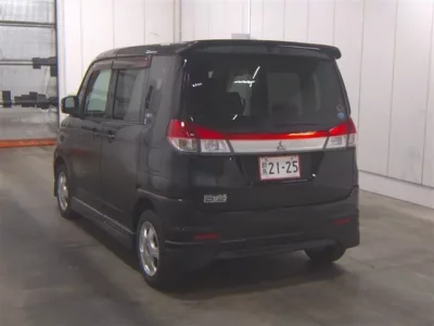 Mitsubishi DELICA D2