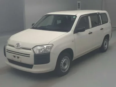 Toyota SUCCEED
