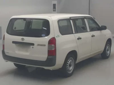 Toyota SUCCEED