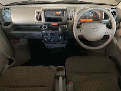 Nissan CLIPPER VAN