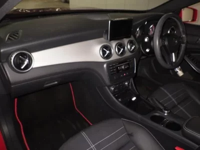 Mercedes-Benz GLA CLASS
