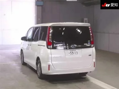 Toyota ESQUIRE