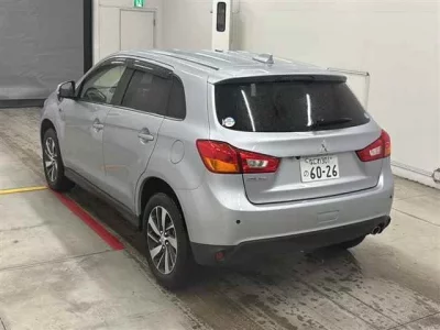 Mitsubishi RVR
