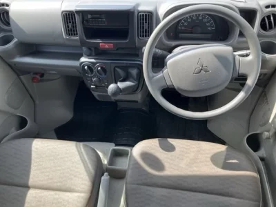 Mitsubishi MINICAB VAN