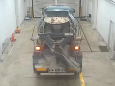 Isuzu TRUCK