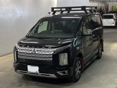 Mitsubishi DELICA D5