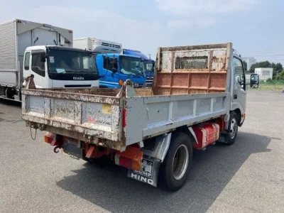 Hino DUTRO