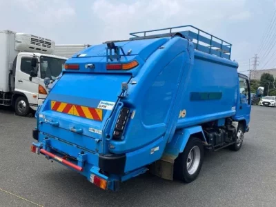 Isuzu ELF