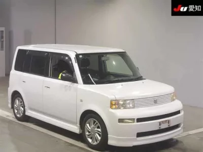 Toyota BB