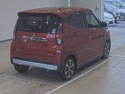 Mitsubishi EK X