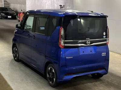 Nissan ROOX