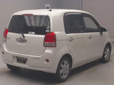 Toyota PORTE
