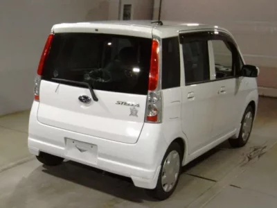Subaru STELLA