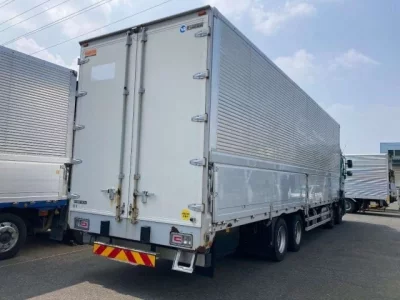 Hino PROFIA