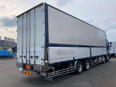 Hino PROFIA