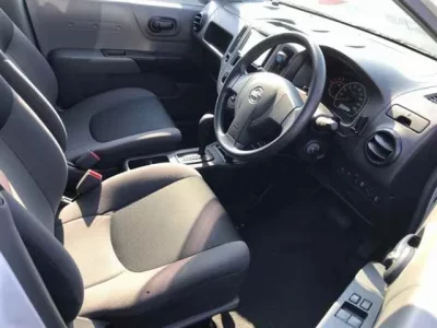 Nissan AD