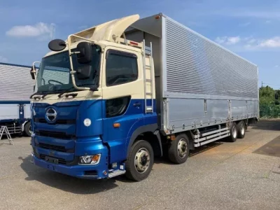 Hino PROFIA