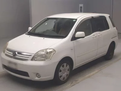Toyota RAUM
