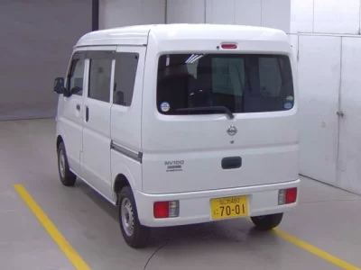 Nissan CLIPPER VAN