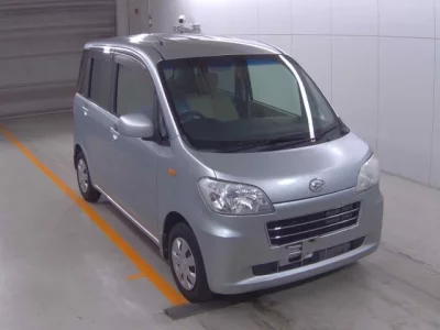 Daihatsu TANTO EXE
