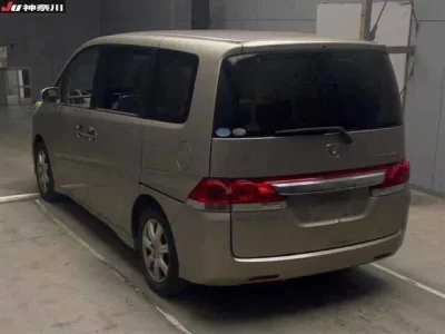 Honda STEP WAGON