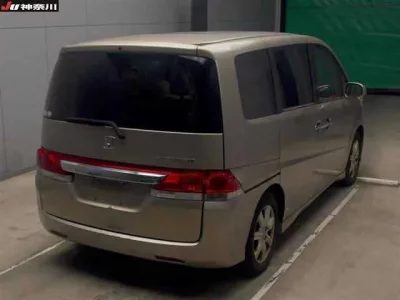 Honda STEP WAGON