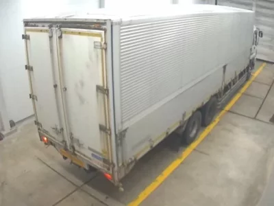 Isuzu TRUCK