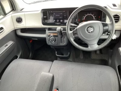 Suzuki MRWAGON