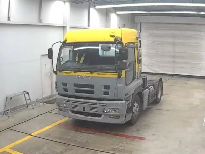 Isuzu TRUCK