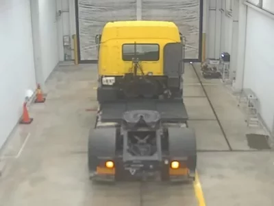 Isuzu TRUCK