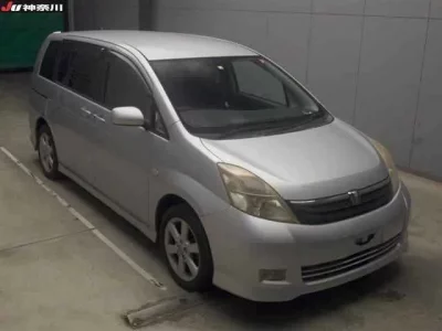 Toyota ISIS