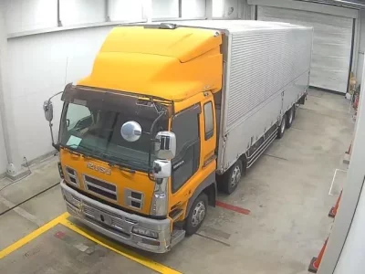 Isuzu TRUCK