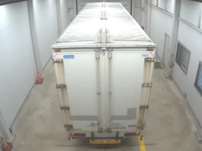 Isuzu TRUCK
