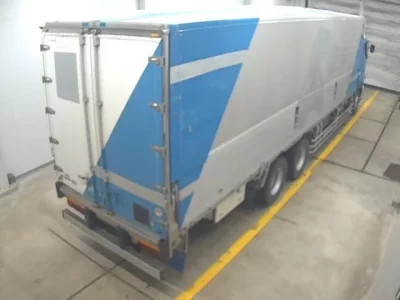 Hino TRUCK