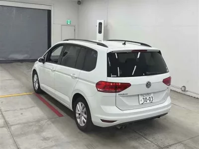 Volkswagen GOLF TOURAN