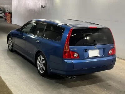 Nissan STAGEA