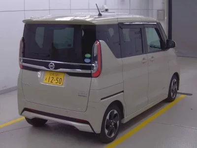 Nissan ROOX