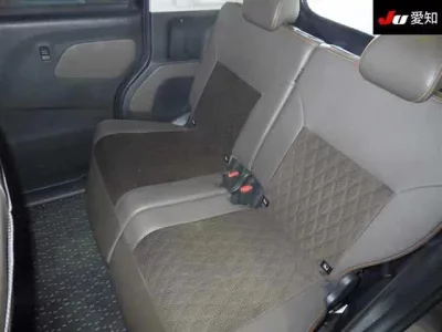 Mitsubishi EK X SPACE