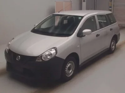 Nissan AD