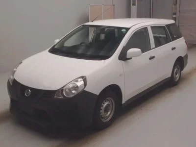 Nissan AD
