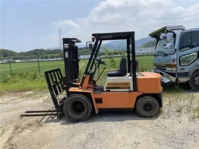 KOMATSU FORKLIFT