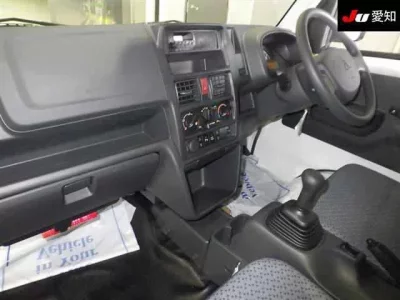 Mitsubishi MINICAB TRUCK
