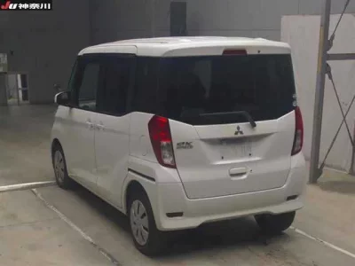 Mitsubishi EK SPACE
